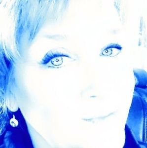 Meet your Posher, Deb